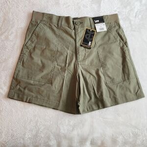 🩳 Lee Women’s Olive Green Shorts – Size 14, NWT, Comfort Waistband, 6” Inseam